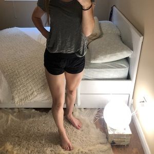 Black ivivva running shorts